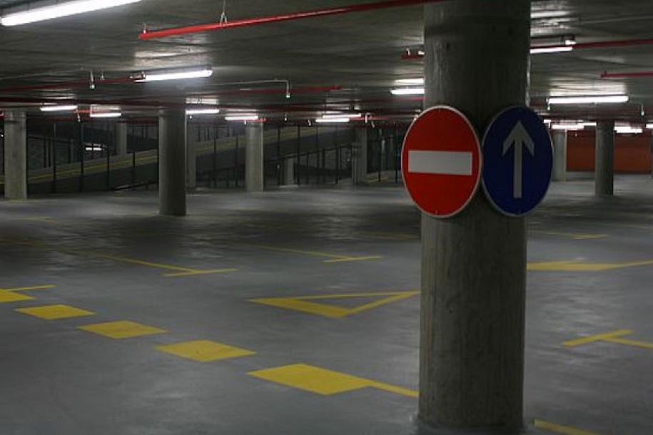 Garaža podzemna, problemi nadzemni