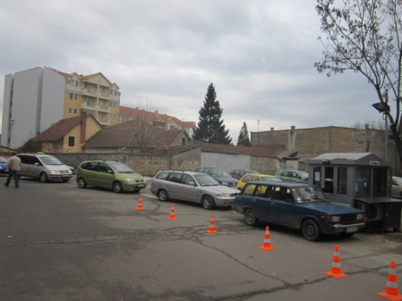 Parkiranje na OU funkcionisaće nesmetano za vreme radova