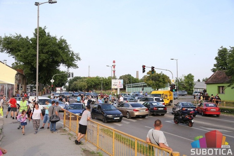 Nastavlja se protest nezadovoljnih vozača zbog cene goriva