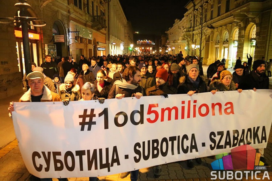 Održan prvi protest "1 od 5 miliona" u Subotici