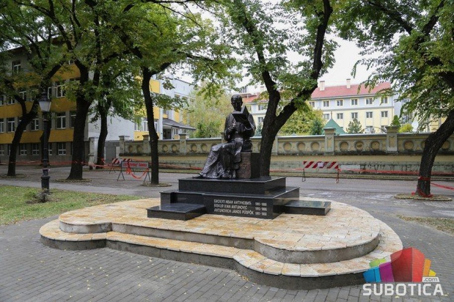 SBB: Postavka spomenika Ivanu Antunoviću je akt asimilacije i nacionalne netolerancije