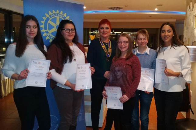 Rotari klub Subotica dodelio stipendije za učenike i studente