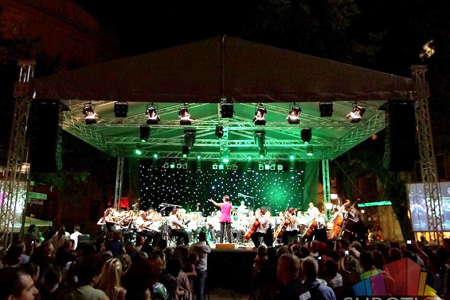 Veče izložbi i muzičkih dešavanja