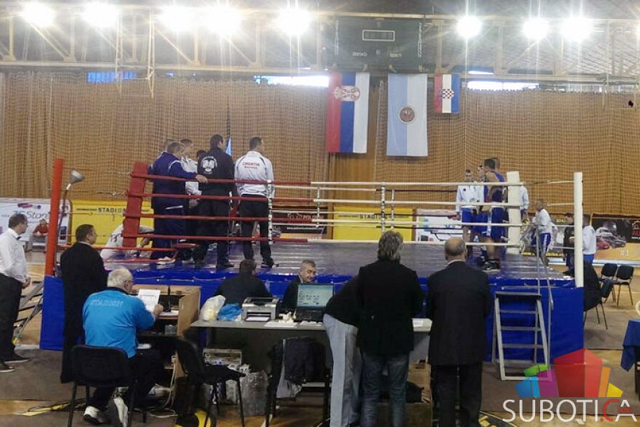 Revijalnim mečom obeleženo 70 godina Bokserskog kluba "Spartak"