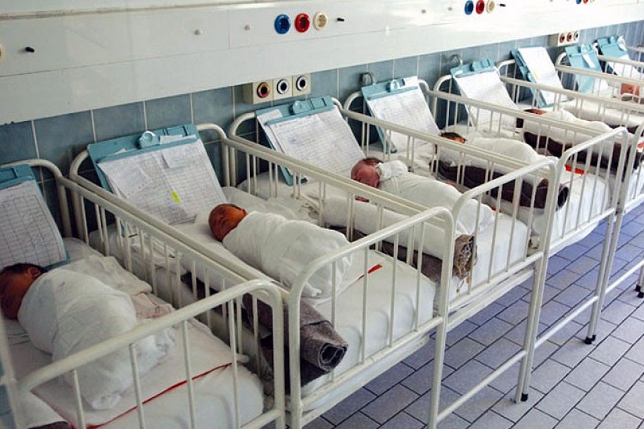 Vesele vesti iz porodilišta: 30 beba rođeno tokom protekle sedmice