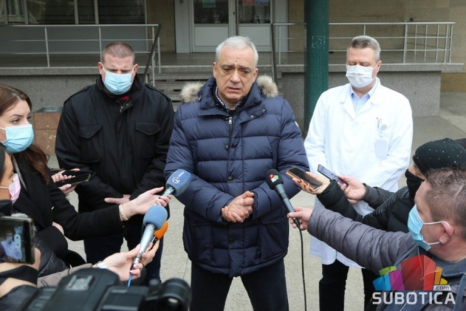Žena koju su napali psi lutalice se uspešno oporavlja