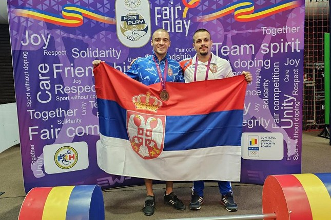 Dizanje tegova: Aleksandar Saulić osvojio bronzu na Evropskom prvenstvu