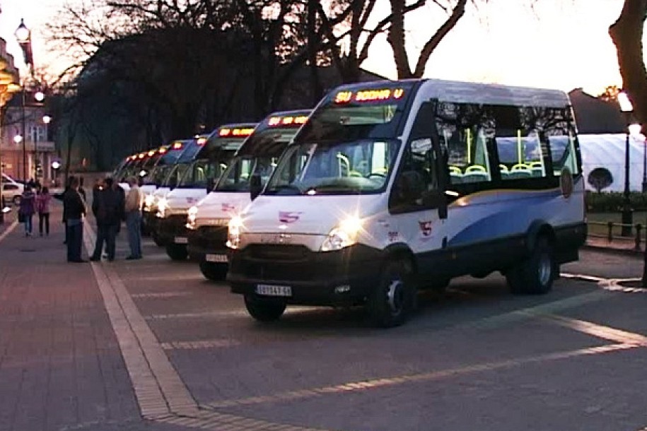 Bacili milione na minibuseve