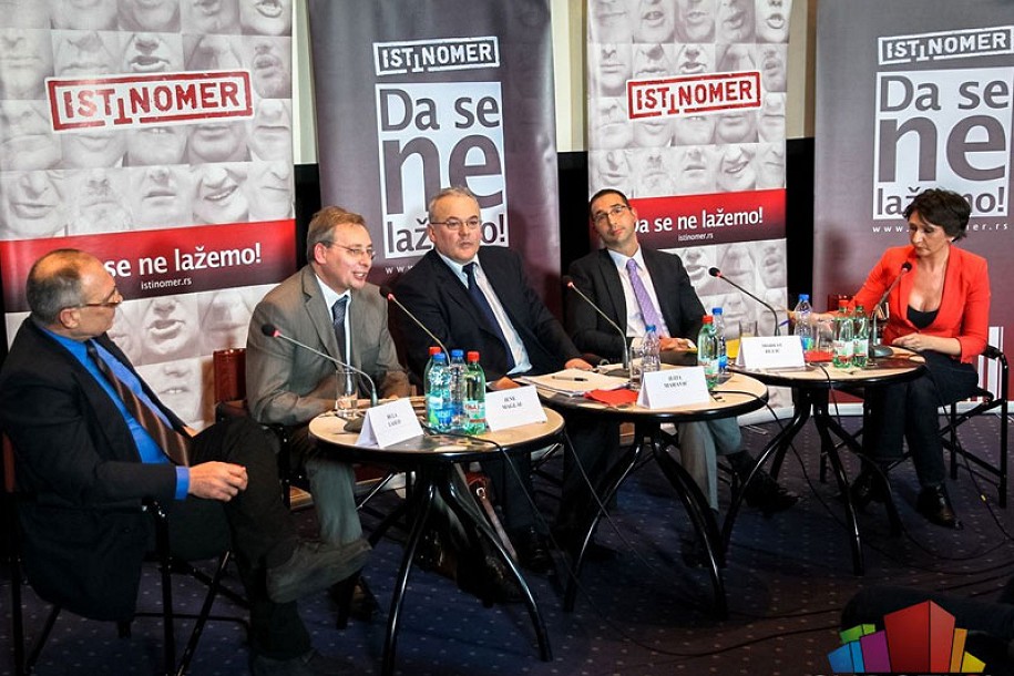 Održana debata Istinomera - opozicija "protiv" aktuelne vlasti