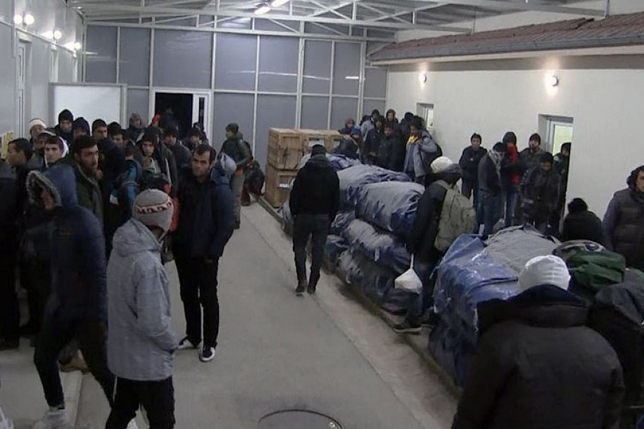 Migranti se raspoređuju po prihvatnim centrima