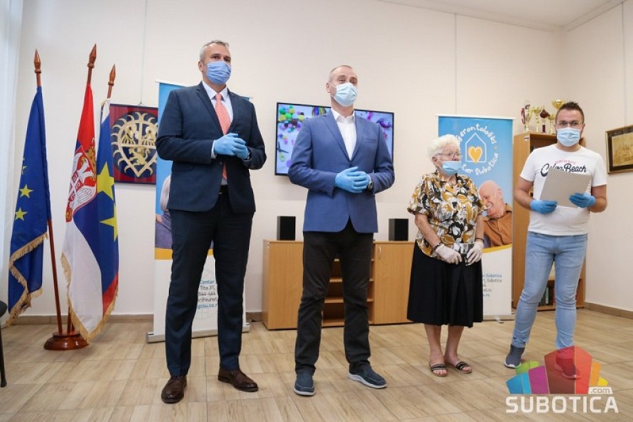 Život u Gerontološkom centru za vreme izolacije