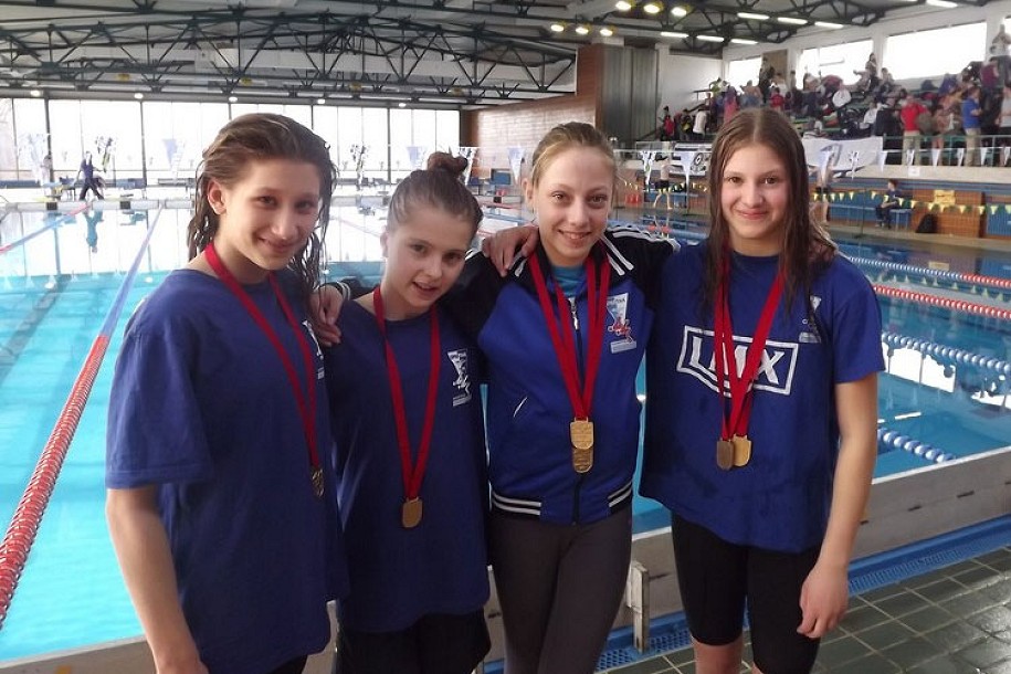 Plivači Spartaka vicešampioni Srbije (pioniri i mlađi pioniri)