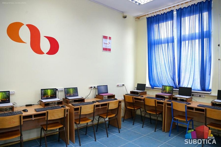 Nova računarska opremu za informatički kabinet u OŠ "Sveti Sava"