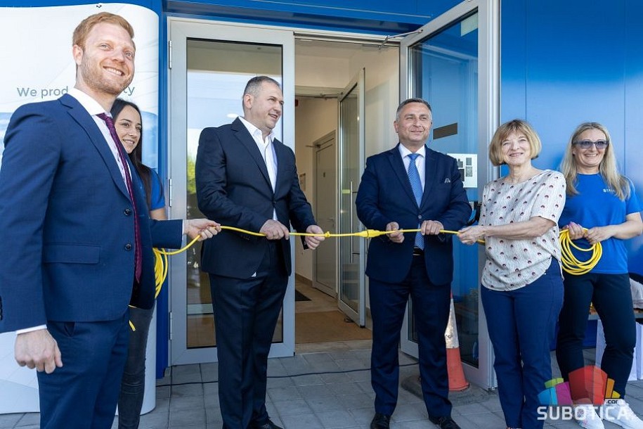 Otvoren pogon kompanije "Feller" - investicija za nova radna mesta i dalji razvoj privrede
