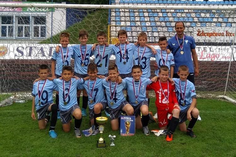 Ekipa Spartak 2007 pobednik turnira "Fudbal 7"