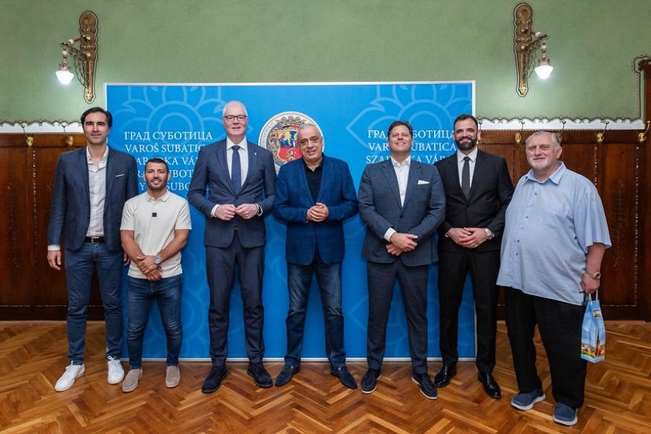 Delegacija Olimpijskog komiteta održala radnu sednicu, posetila Gradsku kuću i Olimpijsku česmu
