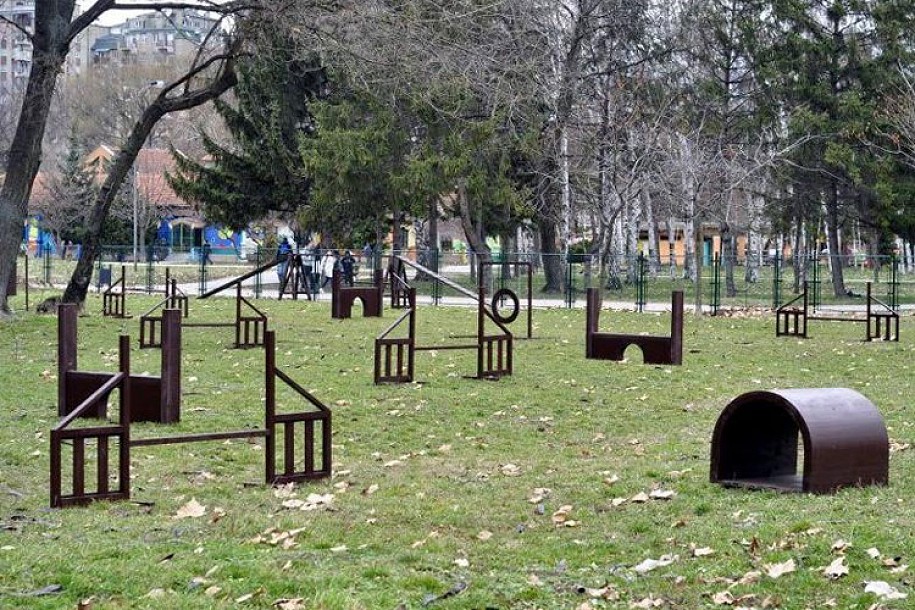 Prvi parkovi za pse u Dudovoj šumi i na Prozivci