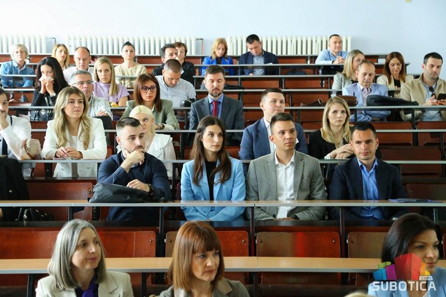 Na Ekonomskom fakultetu održan međunarodni naučni skup "Strategijski menadžment - SM2024"