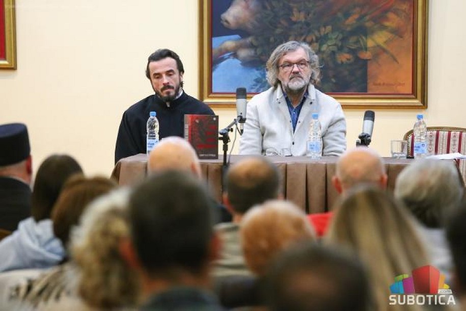 Predstavljena knjiga Emira Kusturice „Kad mrtve duše marširaju“