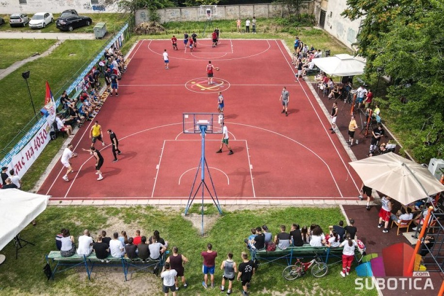 Prikupljeno 137 hiljada dinara za pomoć narodu i svetinjama na Kosmetu