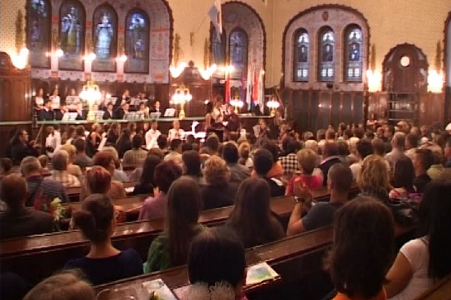 Maturanti Muzičke škole priredili veličanstven koncert