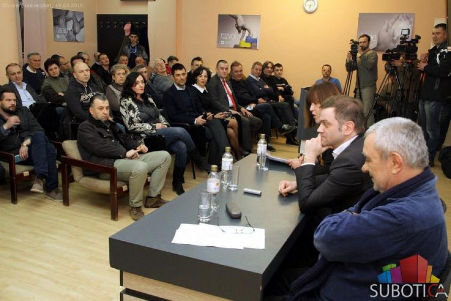 Održana tribina "Politička levica u Srbiji - U raljama (zlo)upotreba"