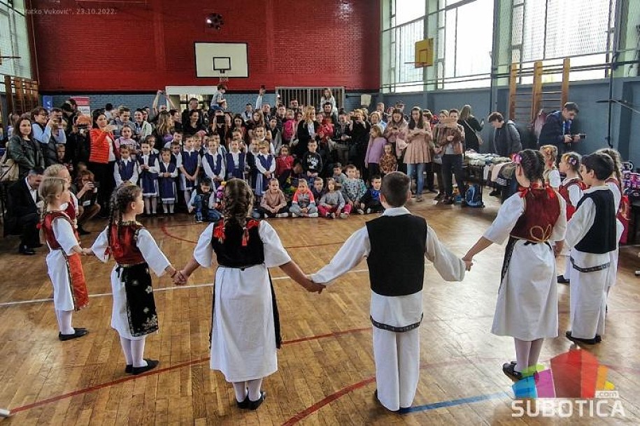 Više od 100 mališana iz socijalno ugroženih porodica učestvovalo u "Medinim kreativnim radionicama"