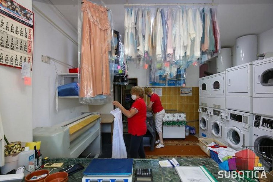 Širok dijapazon usluga u hemijskoj čistionici i perionici veša "Pahulja sjaj"