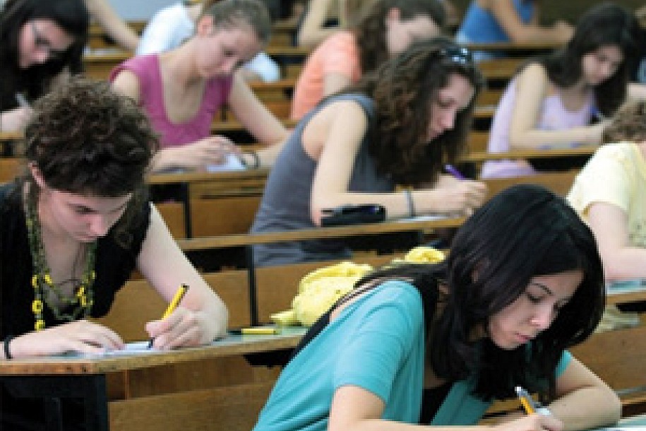 Zbrka oko probnih testova za malu maturu