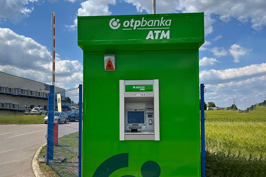 OTP banka sada i tamo gde pulsira privreda Subotice - Novi bankomat u srcu „Industrijske zone“