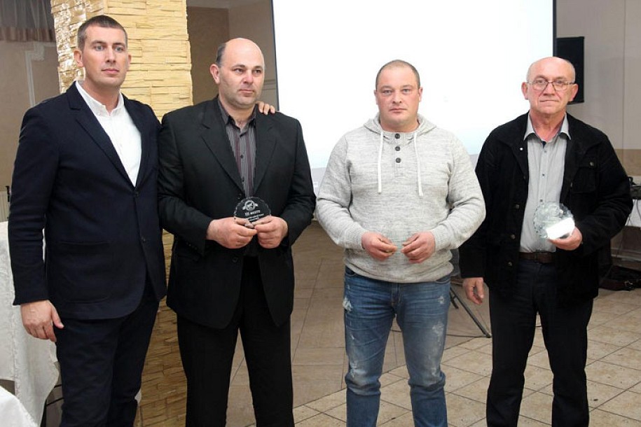 Nagrađeni najbolji članovi Konjičkog kluba "Bačka"
