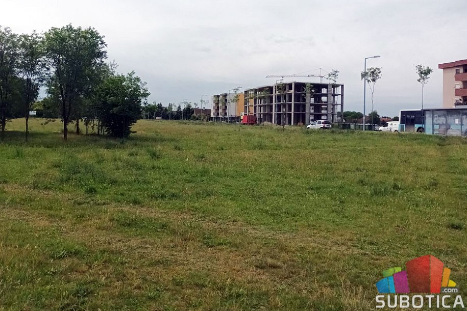 Subotica dobija novi park! Od jeseni kreću radovi na uređenju ledine u Partizanskih baza