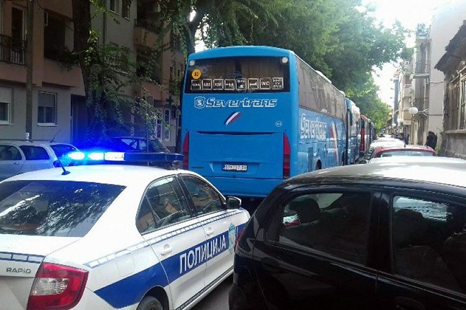 Više od 300 migranata transportovano na jug Srbije