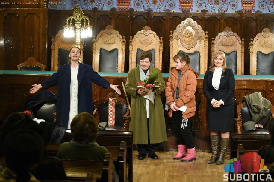 Monodrama "Sećanje na Milunku Savić" oduševila subotičku publiku