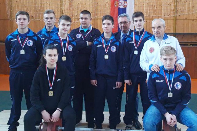 Dizanje tegova: Spartak osvojio pet medalja na prvenstvu Vojvodine