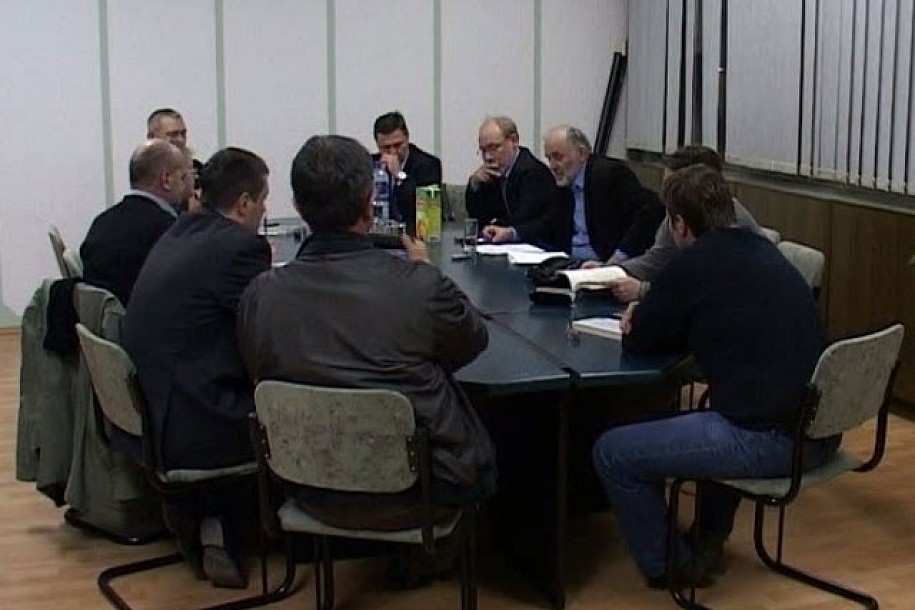 Promovisana knjiga političkih eseja "Vojvodina direktno"