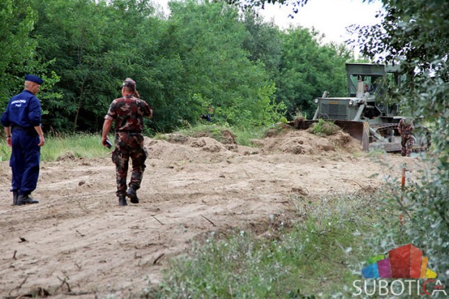 Mađarska počela podizati ogradu duž granice sa Srbijom