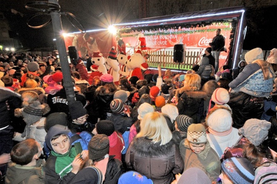 Coca-Cola karavan posetio Suboticu