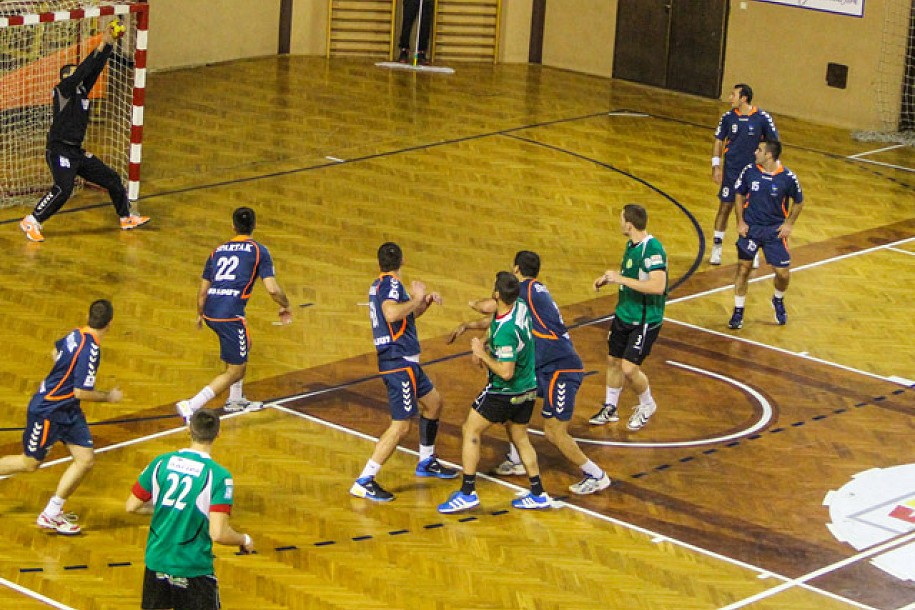Pobeda rukometaša Spartaka protiv kruševačkog Napretka (32:30)