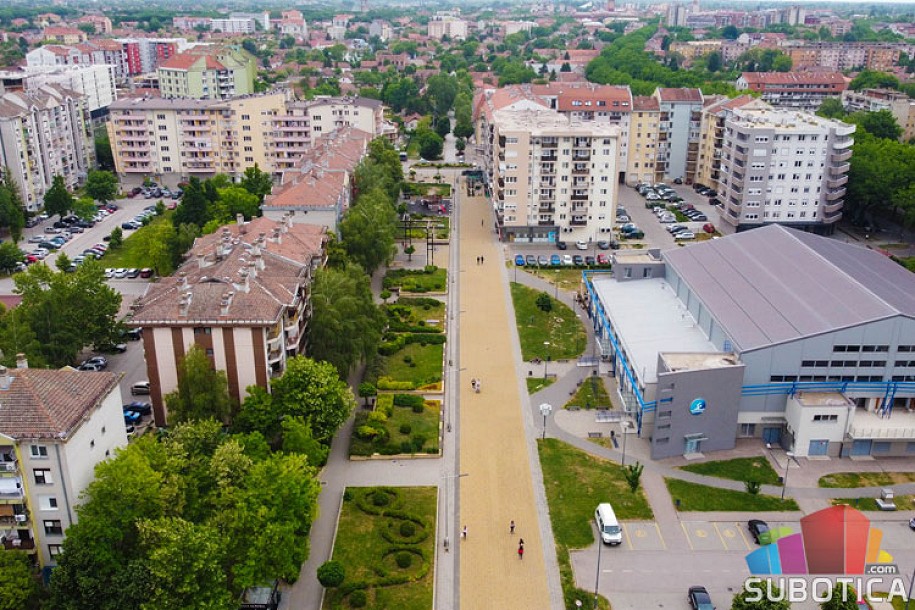 Prozivka uz ambulantu dobija i centralnu garažu, a predviđen je i prostor za izgradnju još 230 stanova