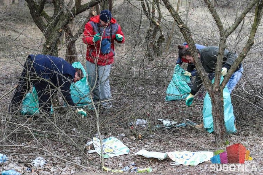 Održana akcija čišćenja šume, uklonjeno 20 kubika smeća