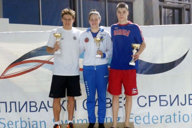 Plivači Andrej Barna i Jovana Đurić izborili plasman na Evropsko prvenstvo