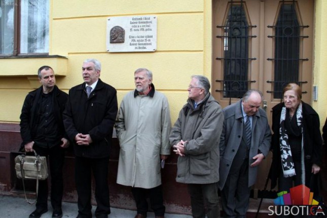 Postavljena spomen ploča na rodnu kuću Radomira Konstantinovića
