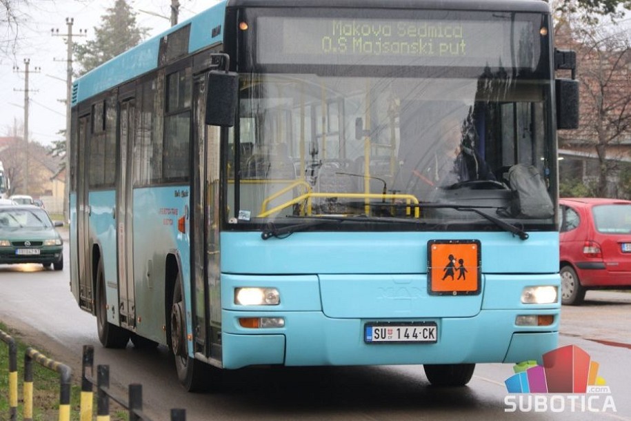 Zahteve za regresirane mesečne karte za srednjoškolce predati do kraja nedelje