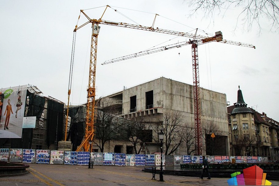 Prva faza Pozorišta za 6 meseci