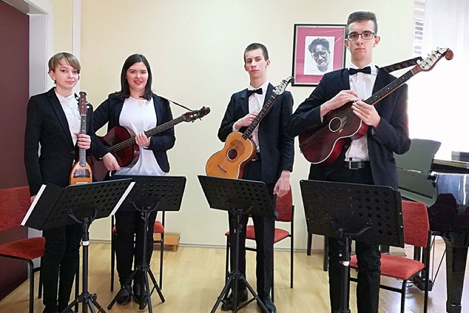 Subotički tamburaški orkestar najbolji na Festivalu umetničke tambure u Novom Sadu