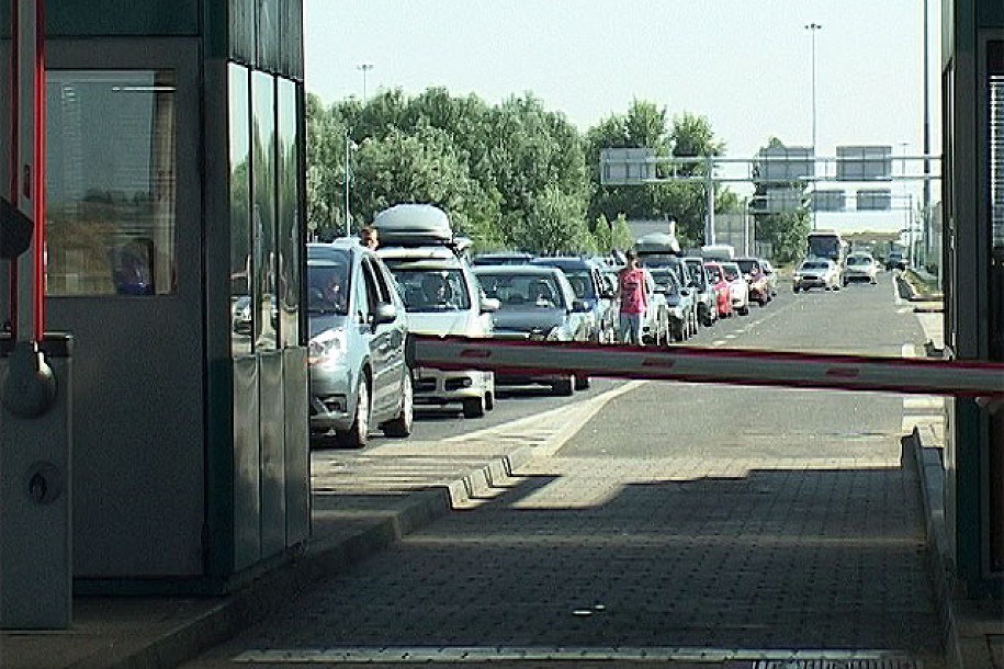 Za vikend GP Horgoš prešlo 200.000 putnika