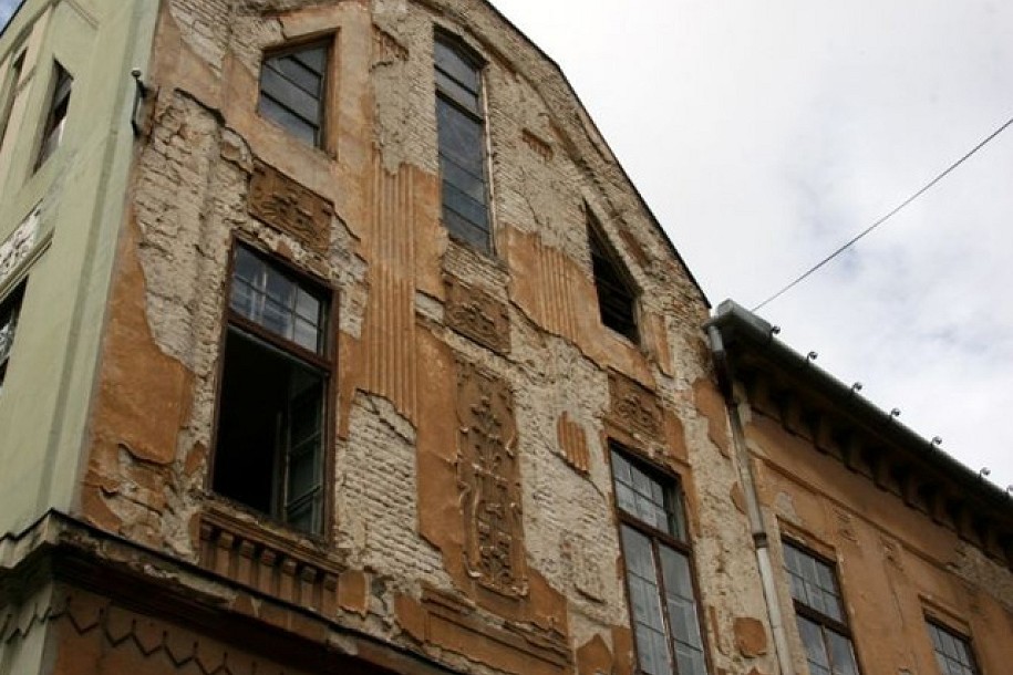 Rekonstrukcija fasada u Subotici
