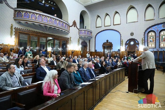 Usvojen rebalans budžeta, odbornici sat vremena raspravljali o aktuelnoj političkoj situaciji