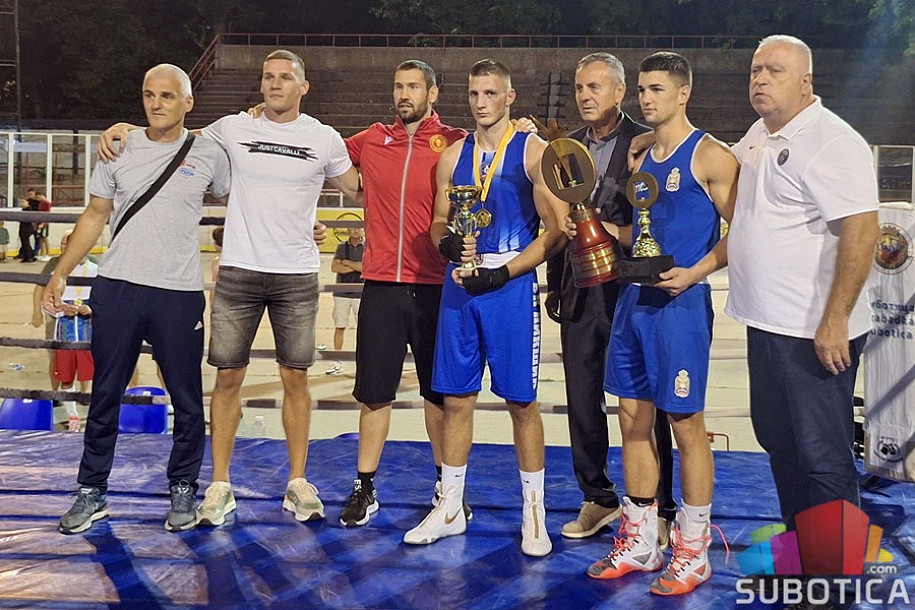Boks: Melinda Utaši i Đorđe Đorić pobednici 43. „Vojvođanske zlatne rukavice“